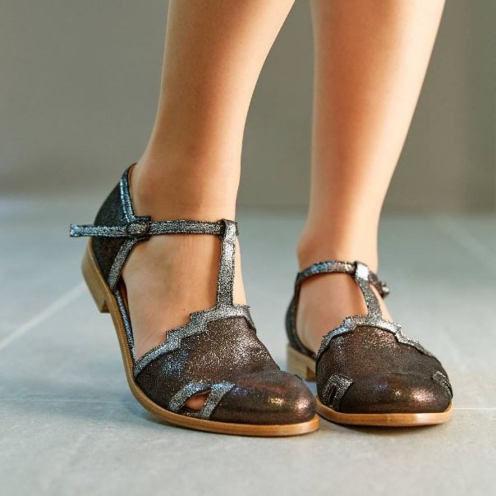 Shimmery Sandles
